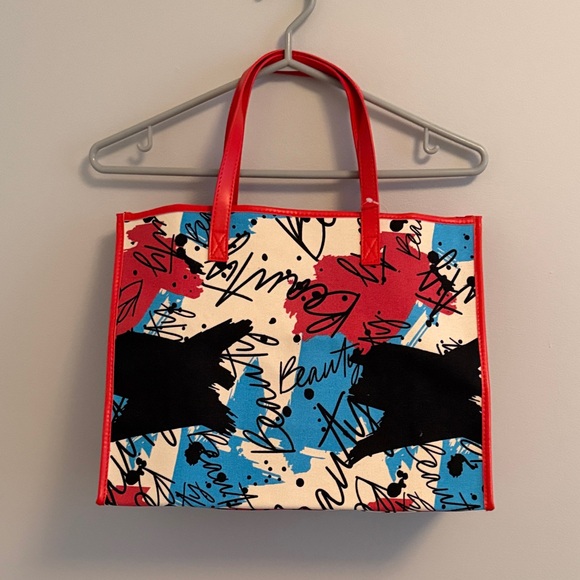 Shoppers Handbags - Chic Multicolor Graphic Tote Bag